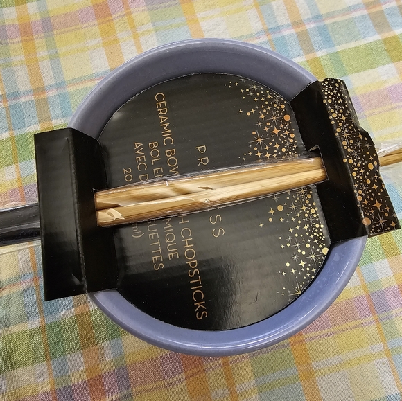 Disney Princess Noodle Bowl with Chopsticks New - Picture 9 of 9